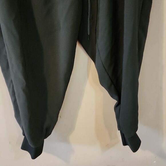 Cute Torrid joggers Size 1 - Picture 3 of 5